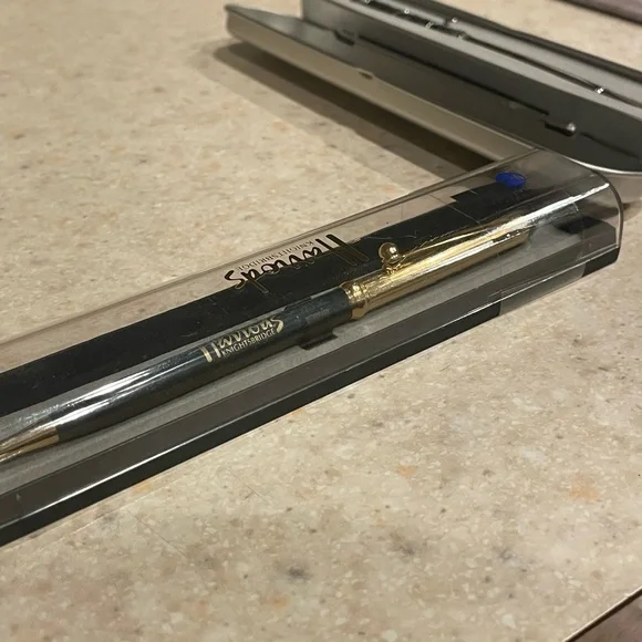 Harrods Limited Edition Pens From England Never Used - Picture 3 of 4